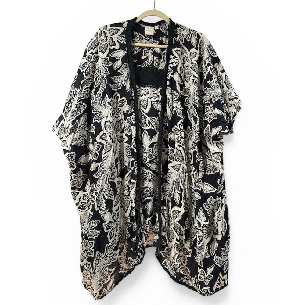 E by Eloise Black Floral Kimono Cardigan Boho Lace Trim XS/S